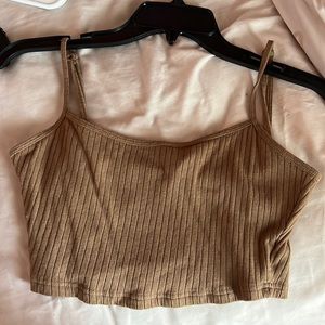 this is a cute cropped tank top, material is super light!